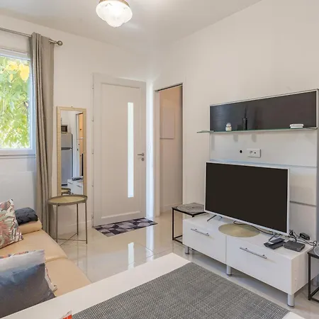 Indépendant Avec Jardin Apartamento *